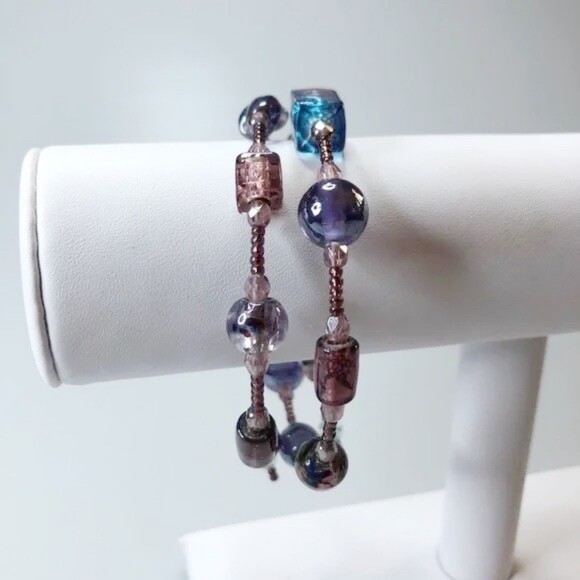 Shades of Purple Memory Wrap Bead Bracelet - Picture 2 of 5